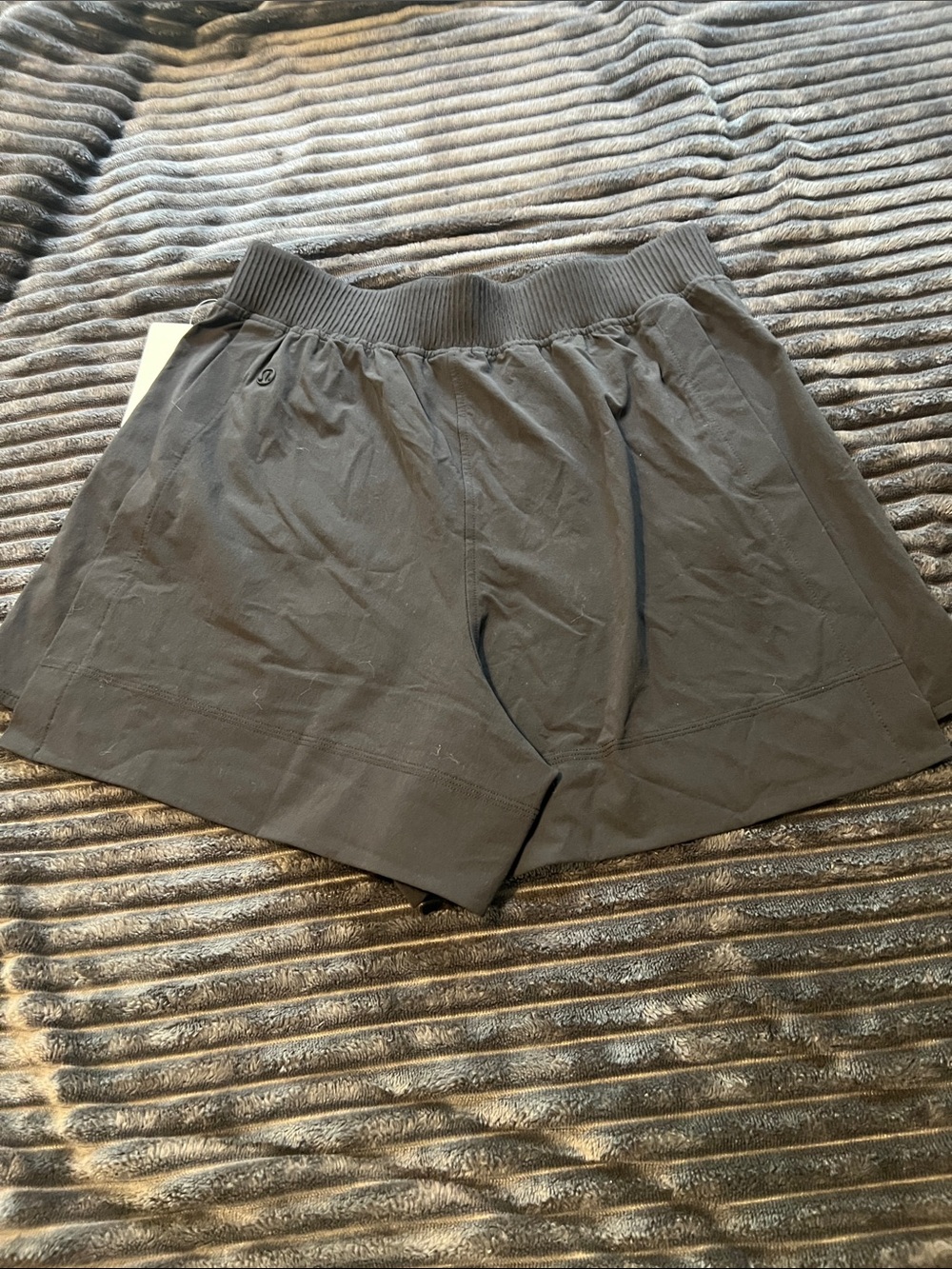 lululemon athletica Black Women's Athletic Shorts with Ribbed Waistband - Picture 4 of 6